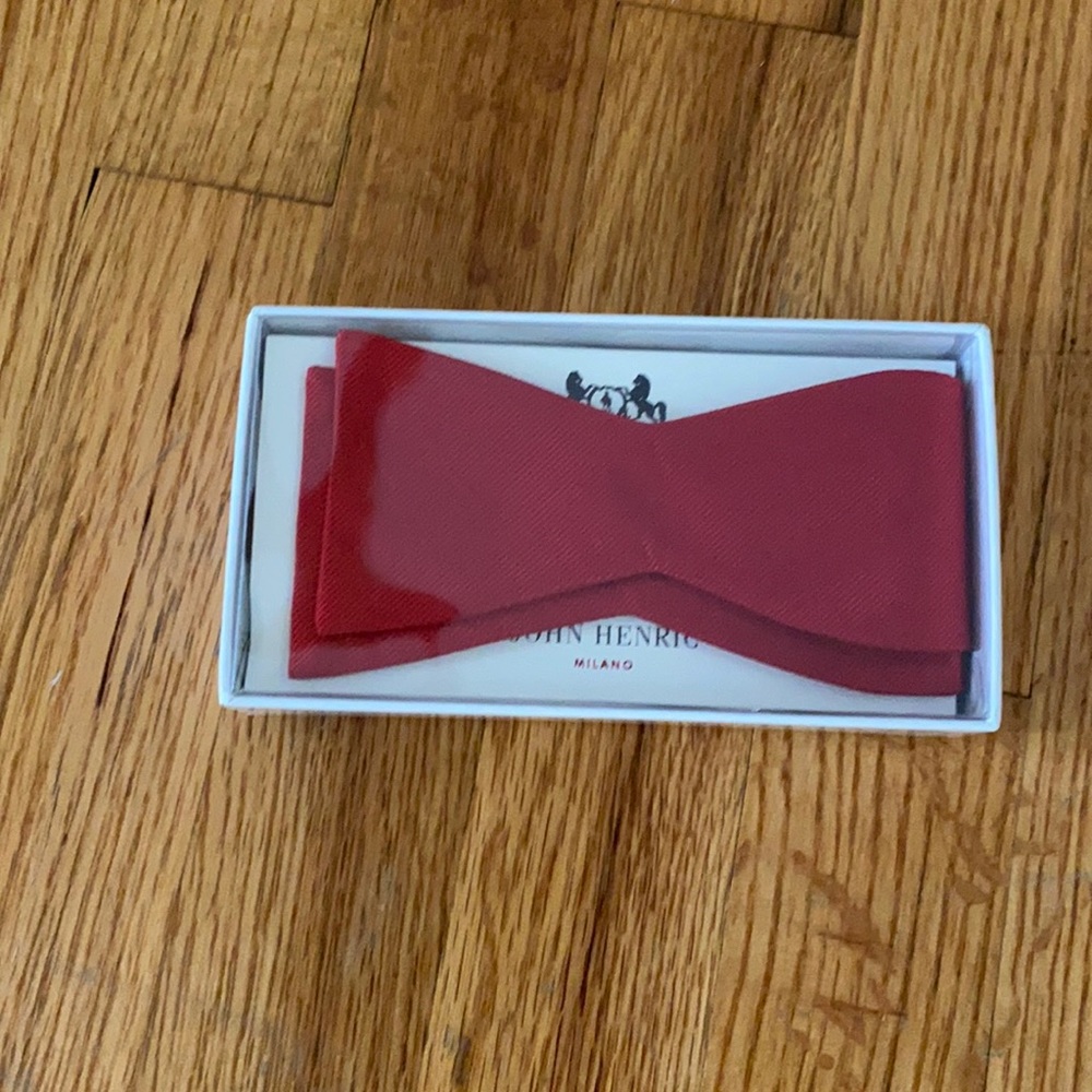 Men’s bow tie